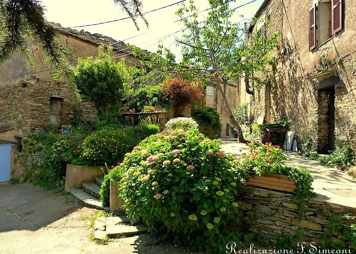 Vakantiehuis Tres Jolie Maison Aux Portes Du Cap Corse Sisco